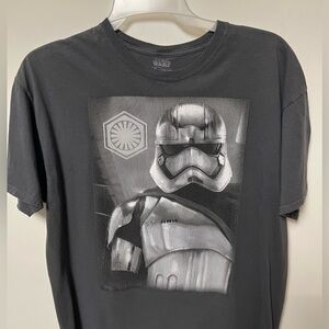 STAR WARS (DISNEY) JERRY LEIGH STORMTROOPER SHIRT SIZE XL DARK SIDE GRAPHIC